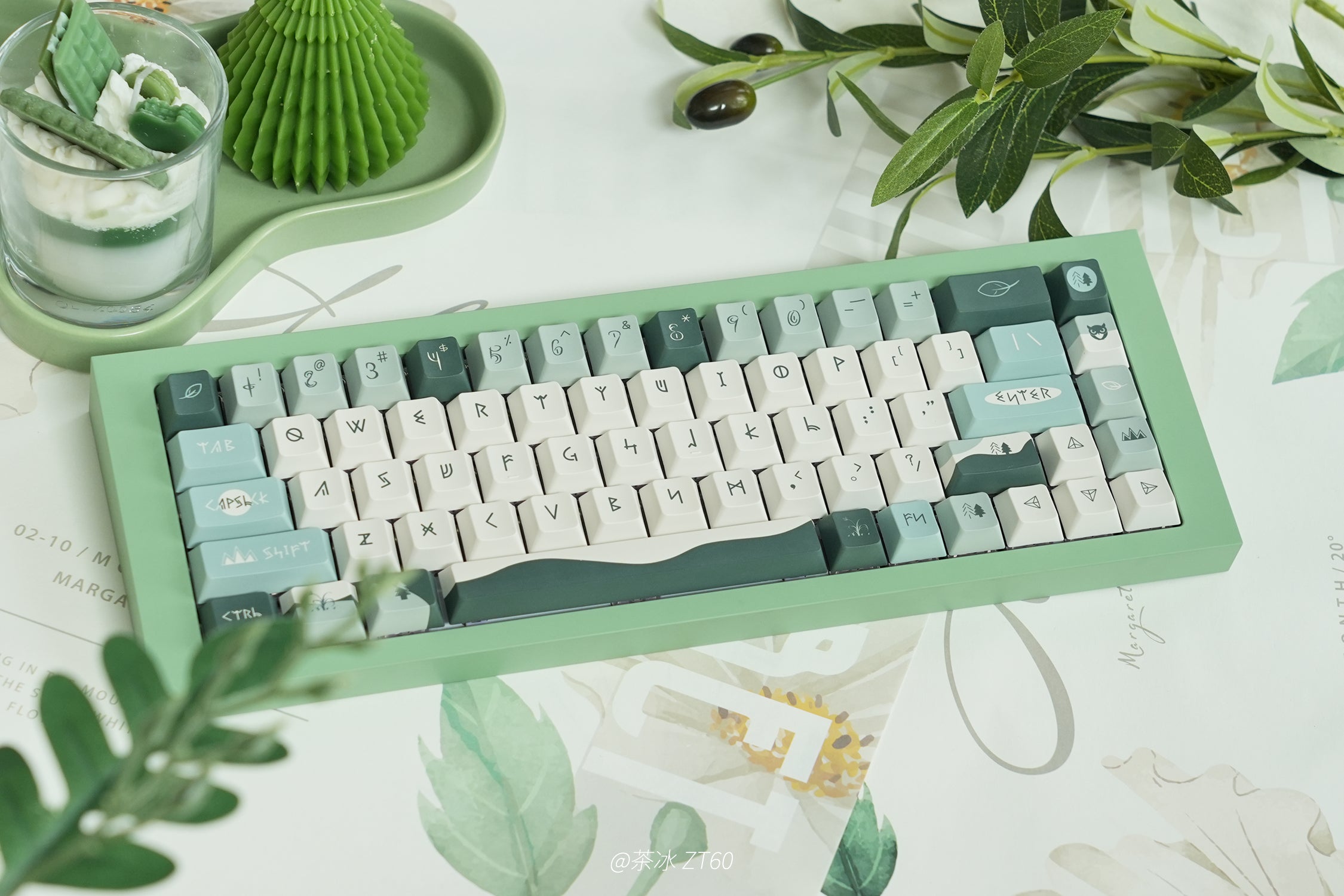 青野丨涌动的风,起伏的草浪,静谧的群山